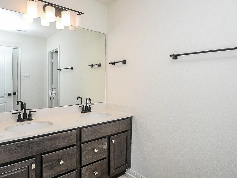5027 Hickory Deer Ln — Photo 21