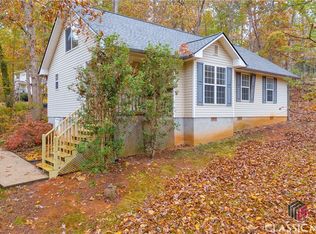 221 Eden Ave, Clarkesville, GA 30523