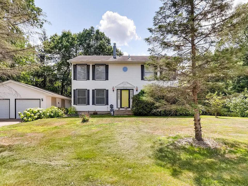 1st image of 2652 225th Ln NE