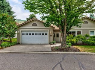 650 Harrington Rd #32, Kamloops, BC V2B6T7