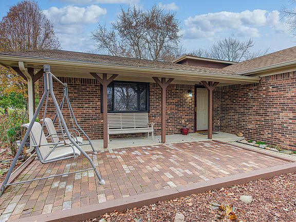 2nd image of 7434 Troon Dr
