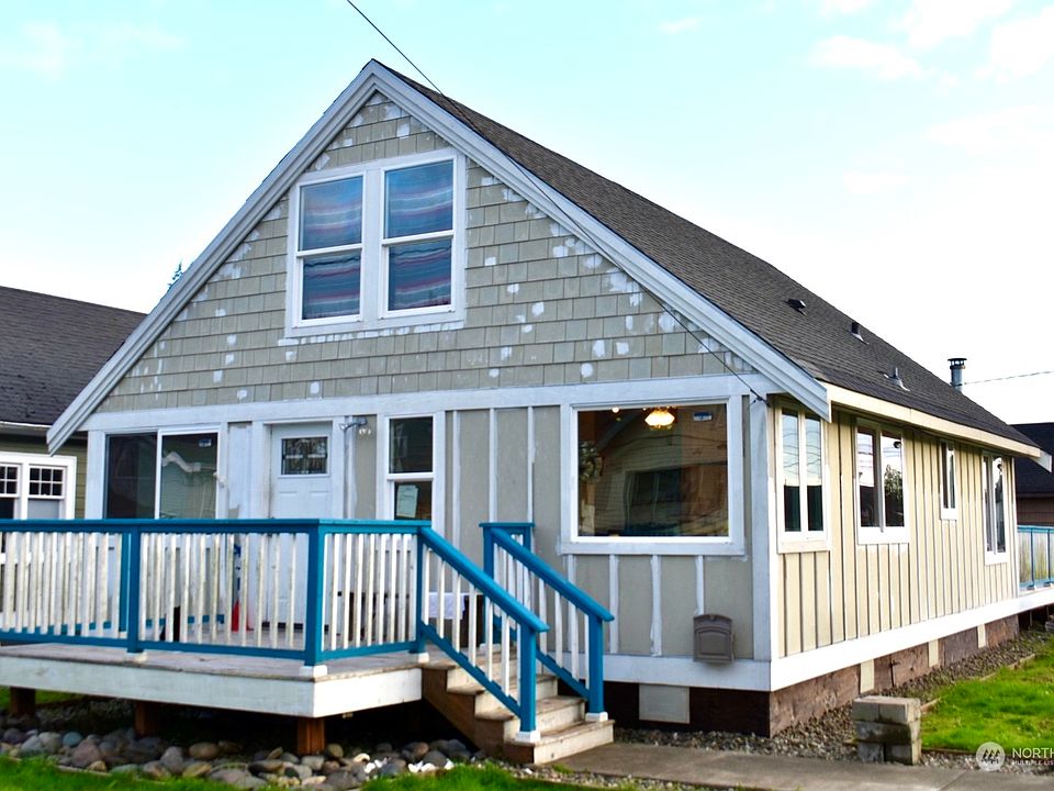 1st image of 402 Karr Avenue