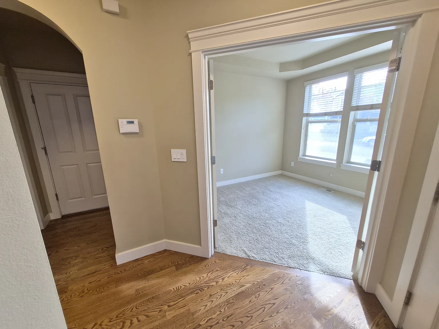 5 bed, 2.5 bath, 2929 sqft, $3,300 — Photo 4