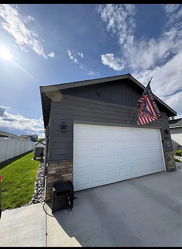 1422 Sally Jean Way Photo 1