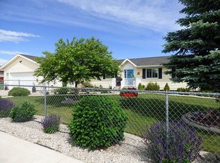 104 Sage Hen Dr, Lewistown, MT 59457