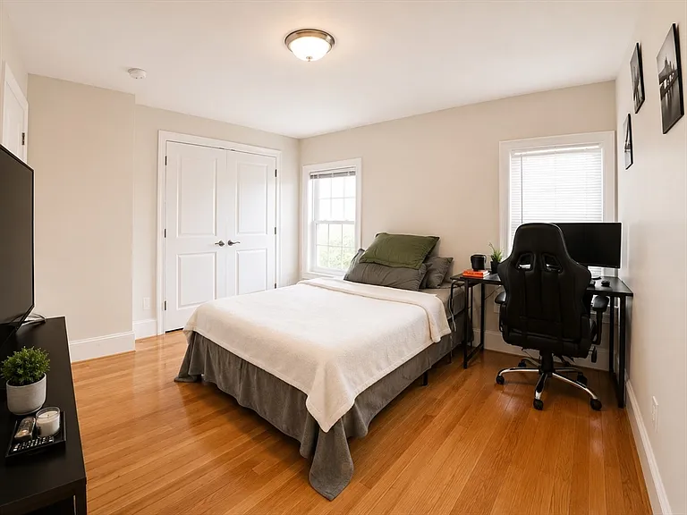 274 Bowdoin St #3 — Photo 10