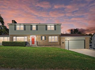 210 Frederick Ave, Fort Atkinson, WI 53538