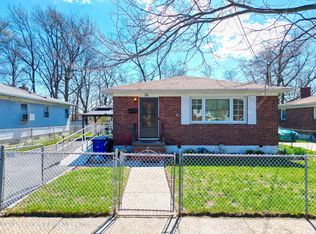 34 Park Hill Cir, Staten Island, NY 10304