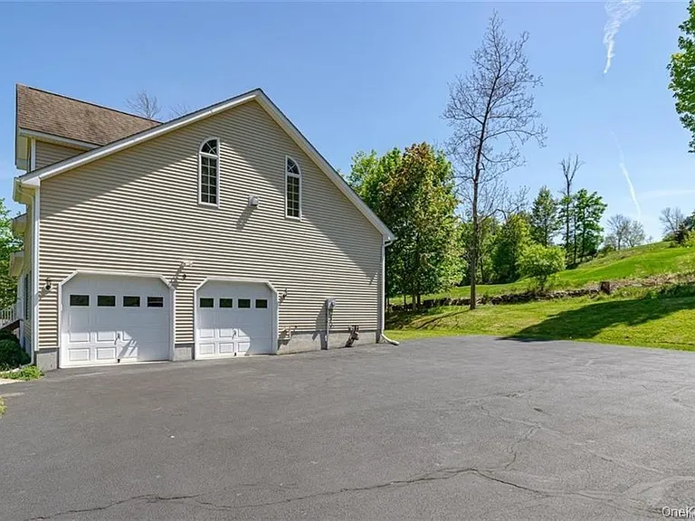 9 Kasch Ct — Photo 3