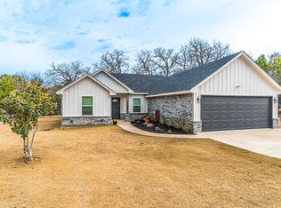 156 Ronnie Ln, Weatherford, TX 76088