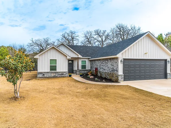 156 Ronnie Ln, Weatherford, TX 76088