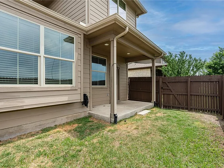 2880 Donnell Dr #3701 — Photo 11