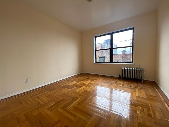 5th image of 536 Fort Washington Ave APT 5G