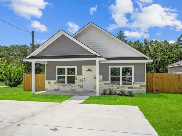 1913 Marshall Ave, Bryan, TX 77803