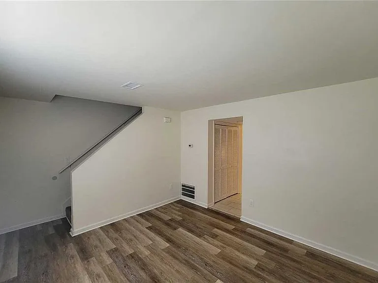 432 Atwood St SW — Photo 4