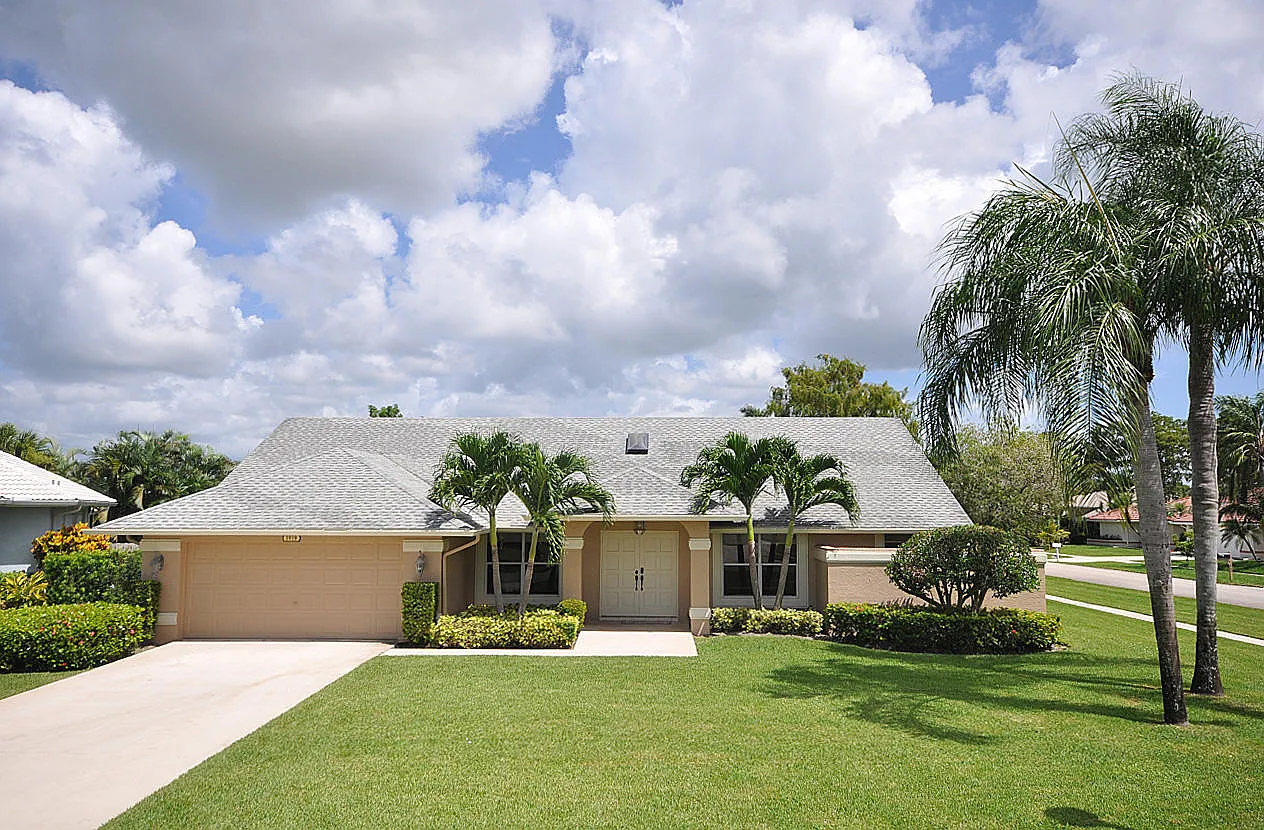 4 bed, 2.0 bath, 2490 sqft, $8,500 — Photo 1