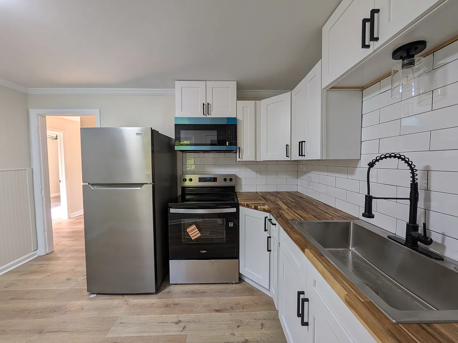 2 bed, $1,000 — Photo 3