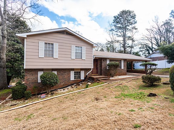 2nd image of 5856 Oakleaf Dr
