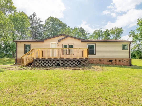 37 Bluebird Ln, Alexander, NC 28701