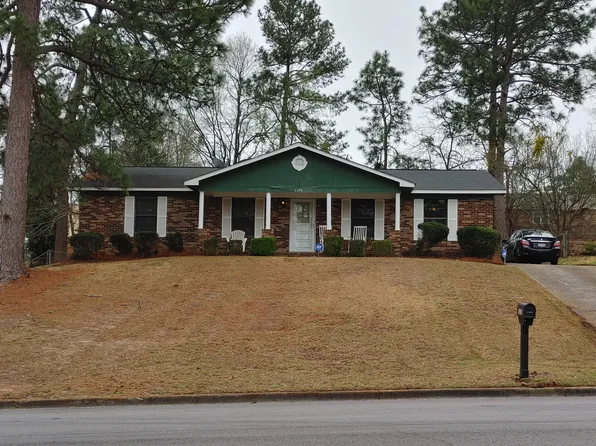 2676 Crosscreek Road, Hephzibah, GA