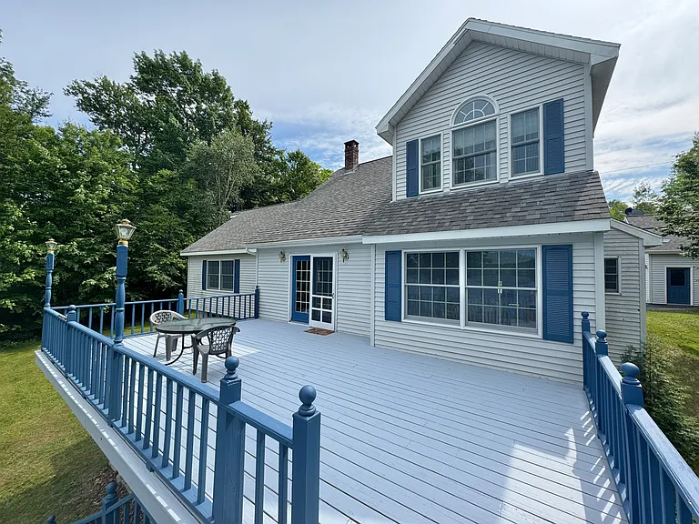 152 Pond Shore Way — Photo 22