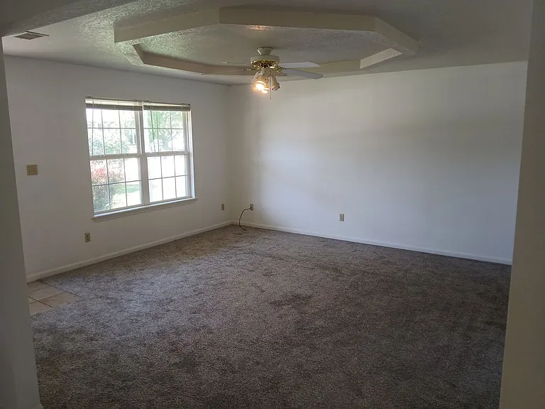 3928 Liverpool Dr — Photo 4