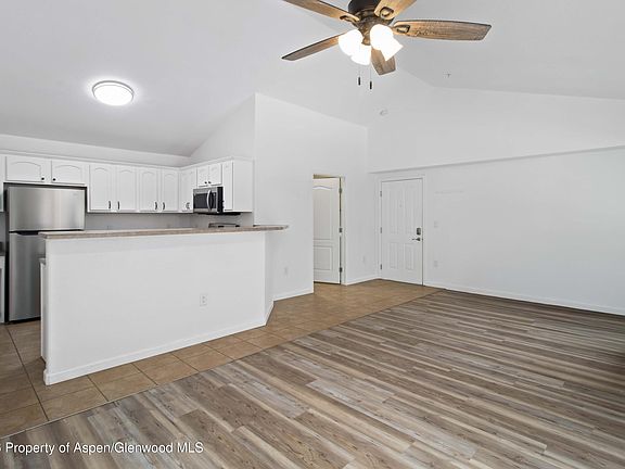 4th image of 571 River View Dr Unit 1207