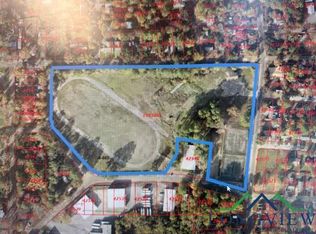 Maple Ave, Gladewater, TX 75647