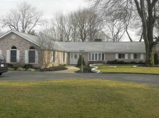 19805 Muncaster Rd, Rockville, MD 20855