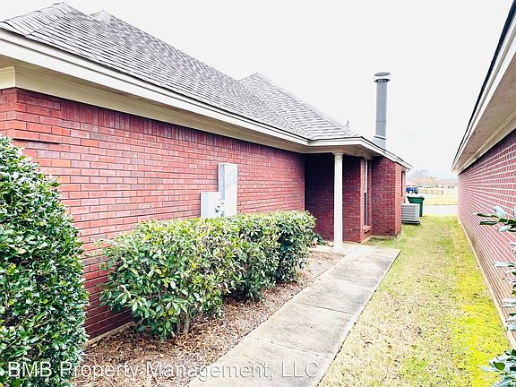 2nd image of 1249 Westfield Ln