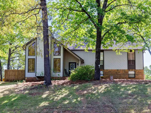 200 Port South Ln, Alabaster, AL 35007