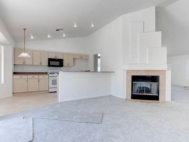 4579 Canna Dr — Photo 8