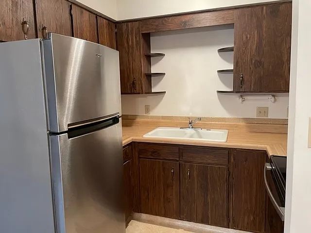 1415 N Main St #6 — Photo 6