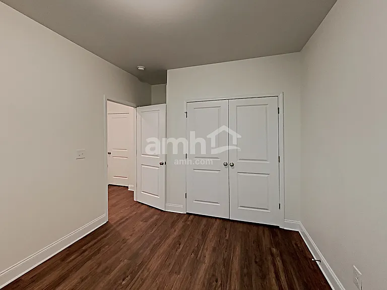 305 Vaughan Pl — Photo 28