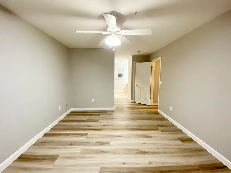 130 Paradise Dr — Photo 10