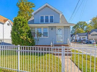 30 Liberty St, Little Ferry, NJ 07643