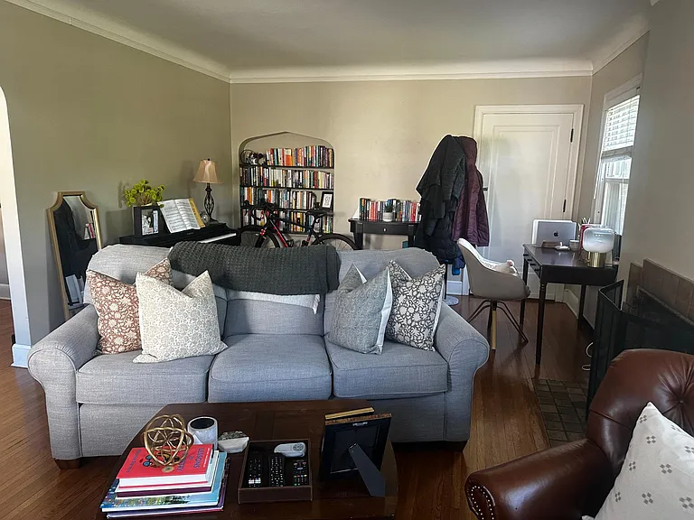215 W Minnehaha Pkwy #2 — Photo 5