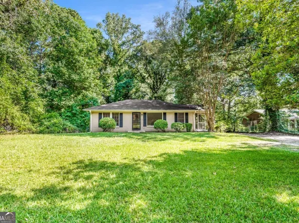 5840 Old Bill Cook Rd, College Park, GA 30349