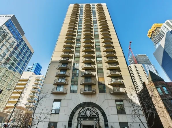 70 W Huron St, Chicago, IL