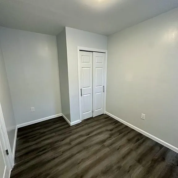 262 Grand St — Photo 13