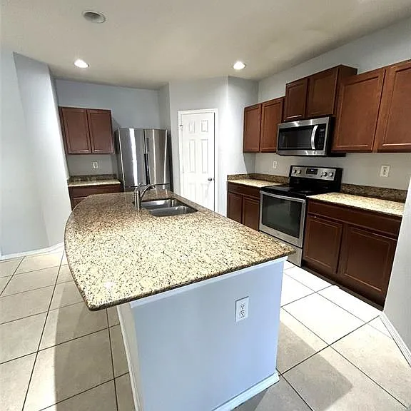 4714 Chatterton Way — Photo 12