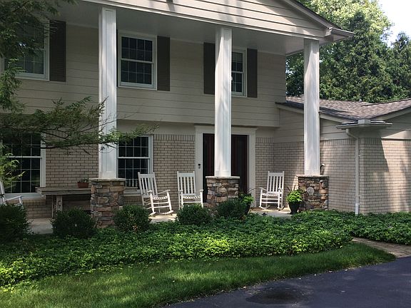 3rd image of 21700 E Valley Woods Dr