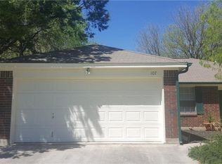 107 Elm Hill Ct, San Marcos, TX 78666