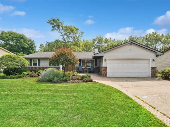 3207 Stella Ct, Zion, IL 60099