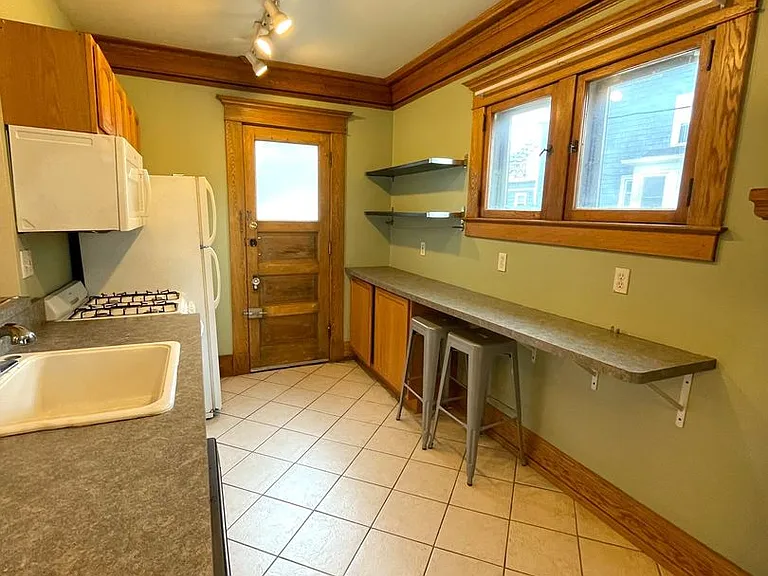 1338 Washtenaw Ave — Photo 35