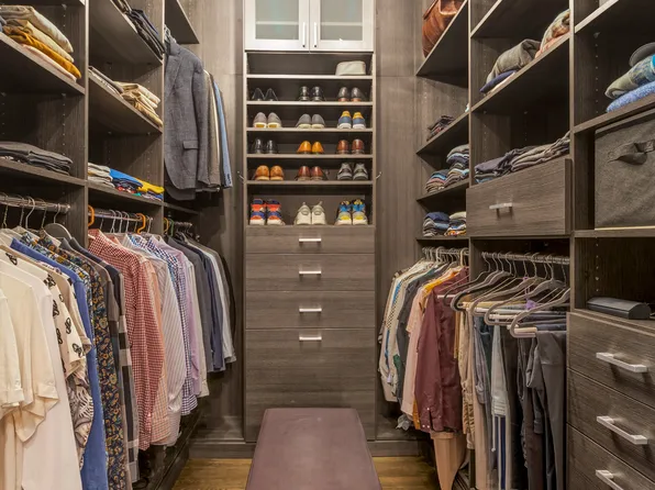 521 West 47th Street 3A image 8 of 9