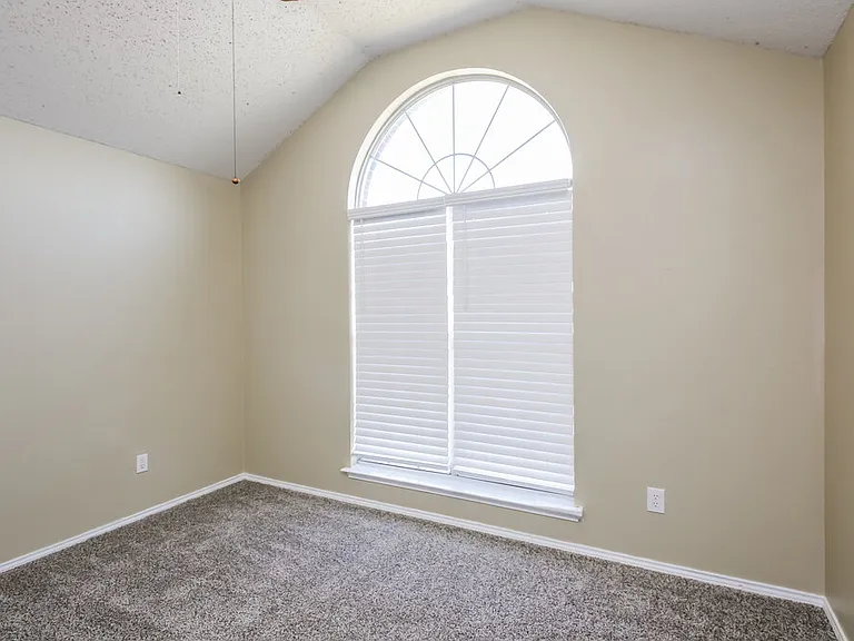 1225 Paul Dr — Photo 23