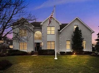 43 Vardon Way, Farmingdale, NJ 07727