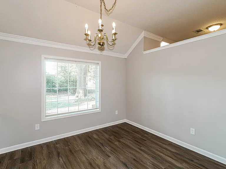 6708 Dawnhill Rd — Photo 6
