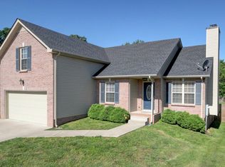 624 Deer Ridge Dr, Clarksville, TN 37042